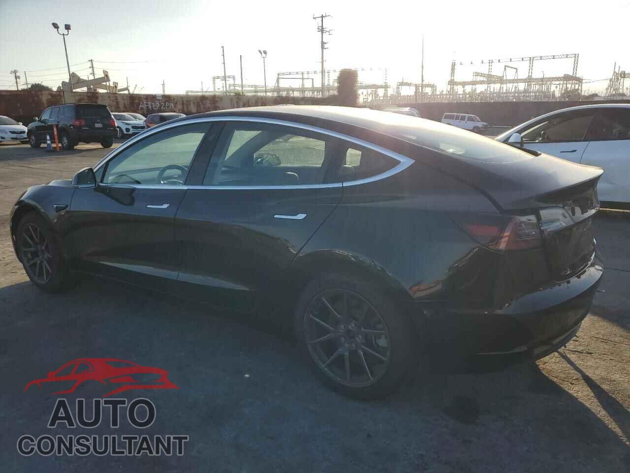 TESLA MODEL 3 2019 - 5YJ3E1EA4KF305558