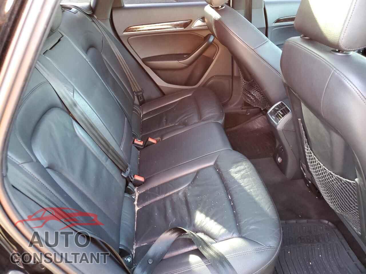 AUDI Q3 2015 - WA1BFCFS8FR008041