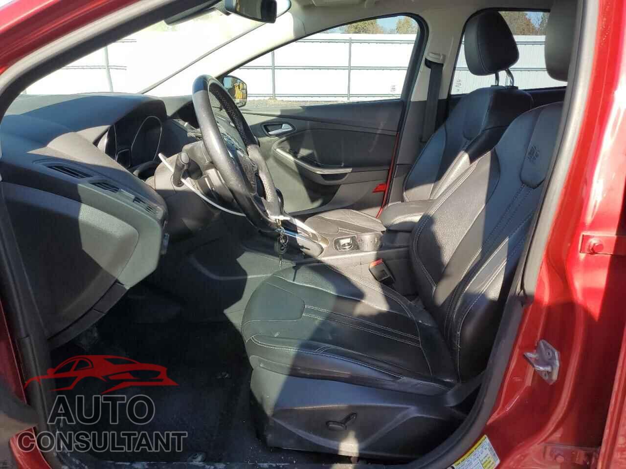 FORD FOCUS 2012 - 1FAHP3M23CL222004