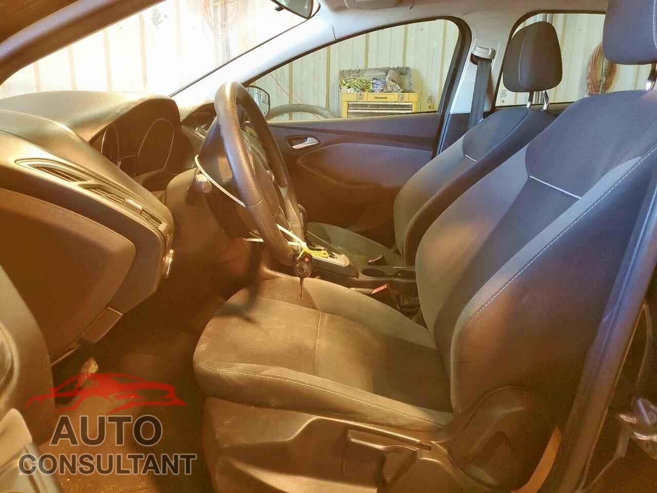 FORD FOCUS 2012 - 1FAHP3F26CL328105