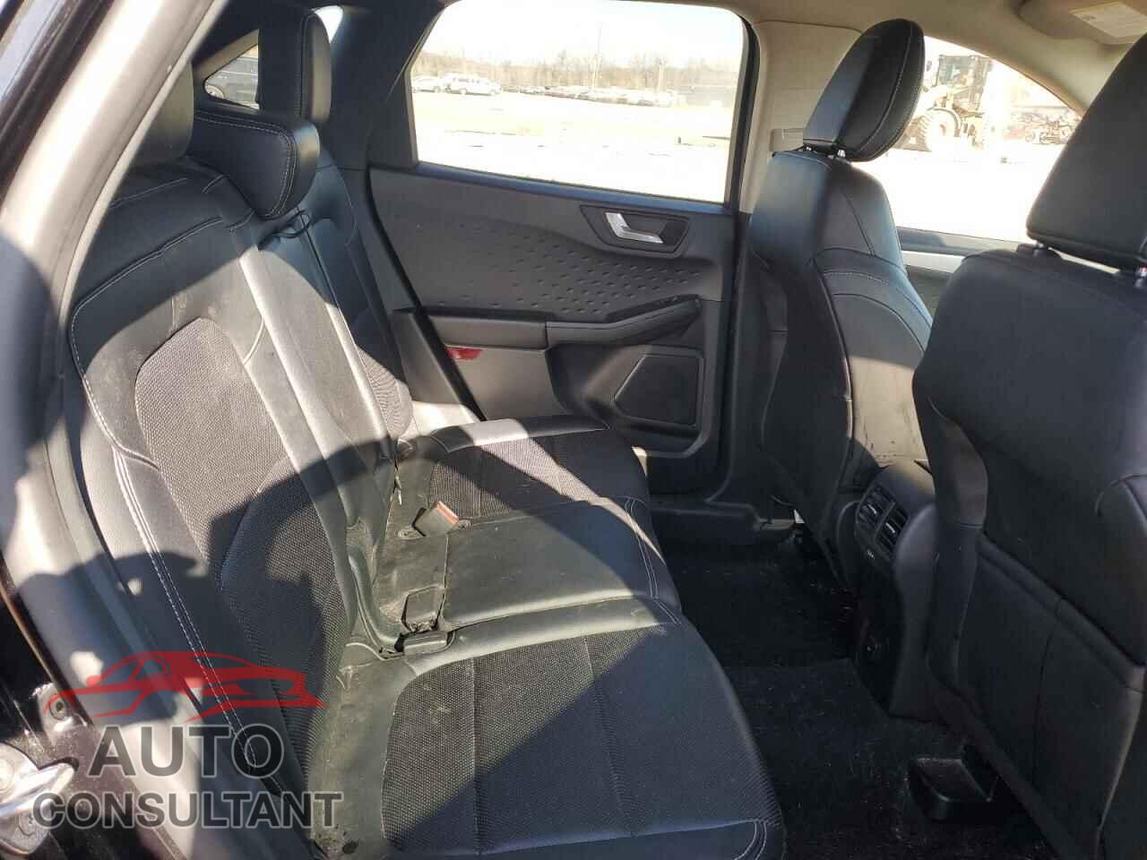 FORD ESCAPE 2020 - 1FMCU9H62LUA10598