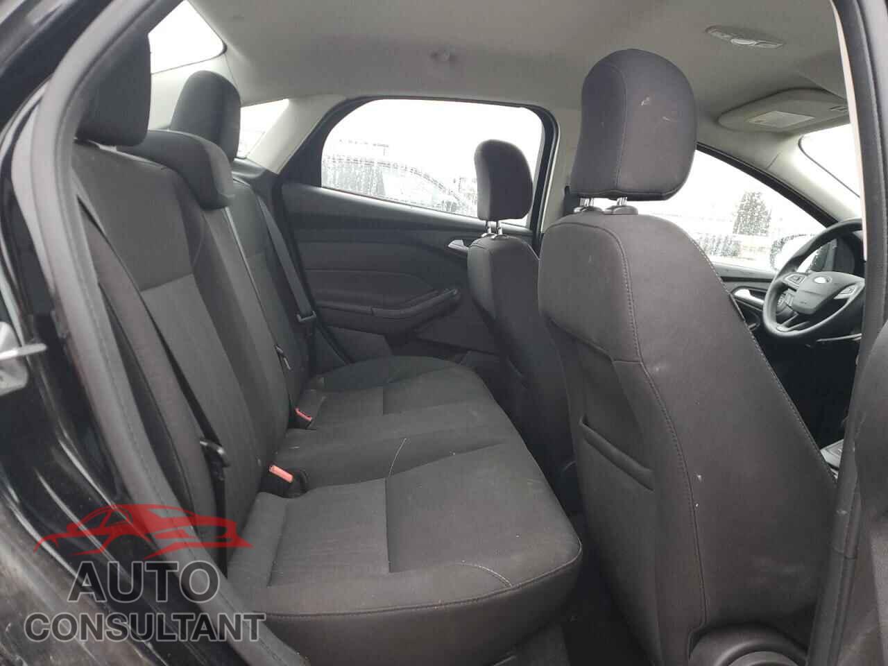 FORD FOCUS 2016 - 1FADP3F2XGL233096