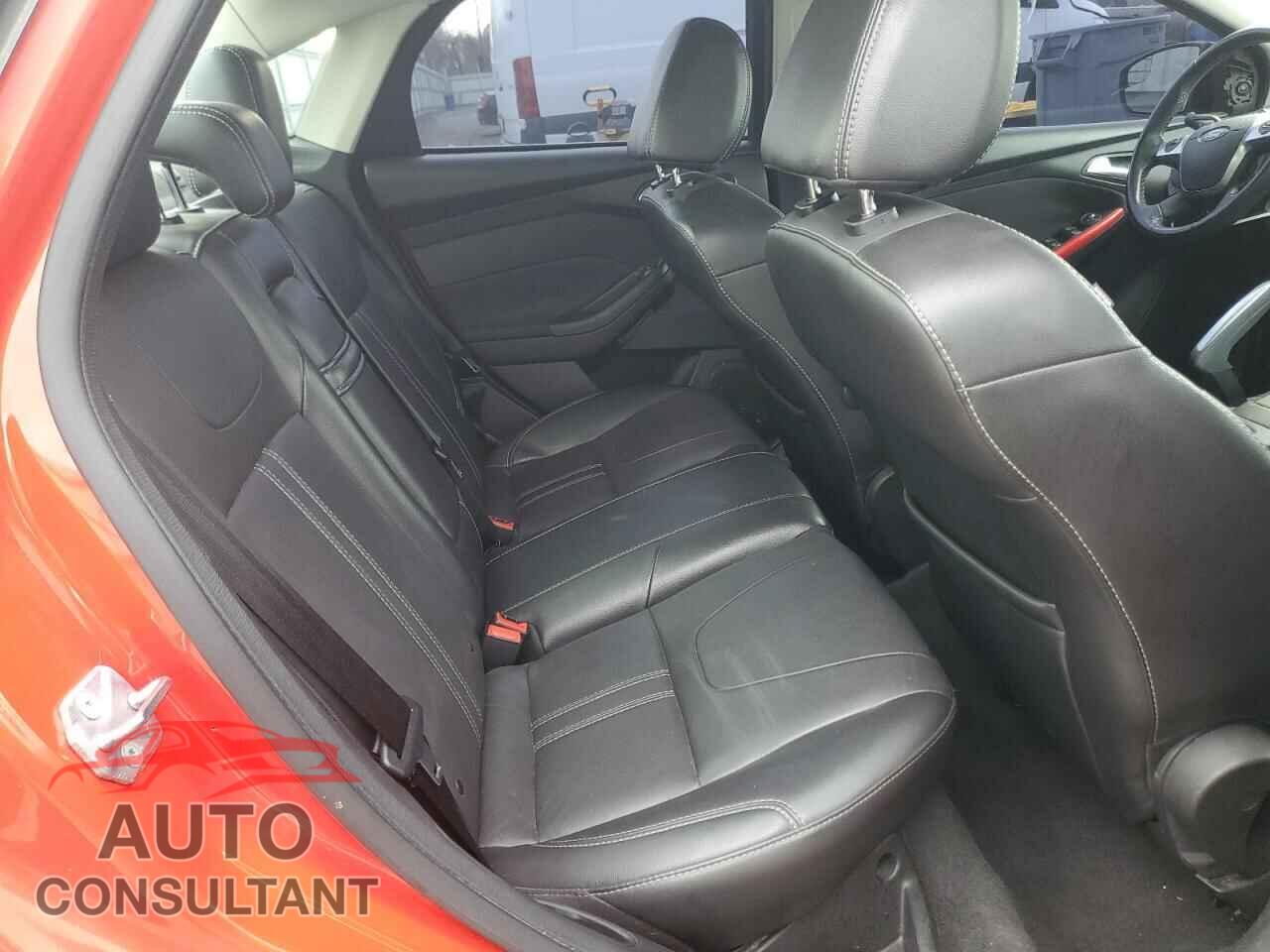 FORD FOCUS 2012 - 1FAHP3H29CL466301