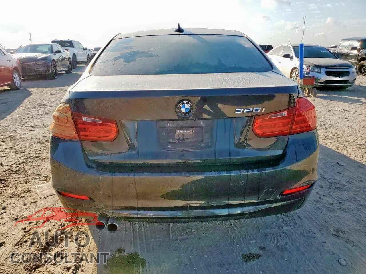 BMW 3 SERIES 2015 - WBA3A5C52FF608409