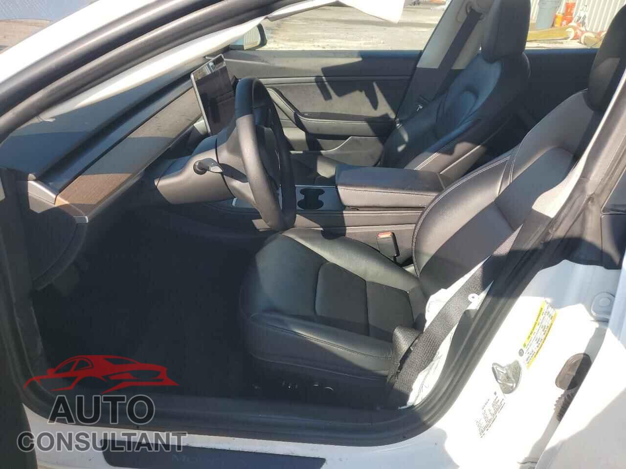 TESLA MODEL 3 2021 - 5YJ3E1EA3MF921397