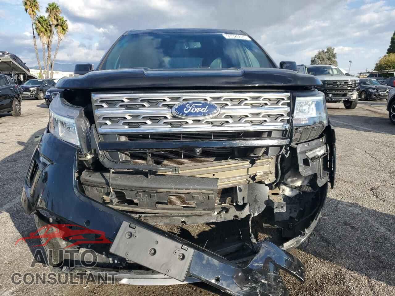 FORD EXPLORER 2018 - 1FM5K7F85JGB11038