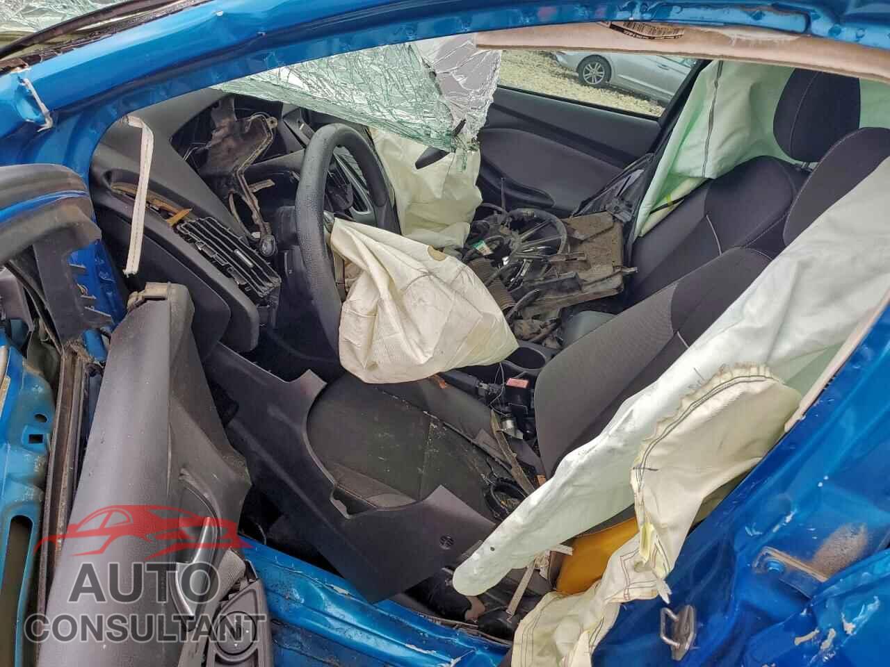 FORD FOCUS 2012 - 1FAHP3F24CL371132
