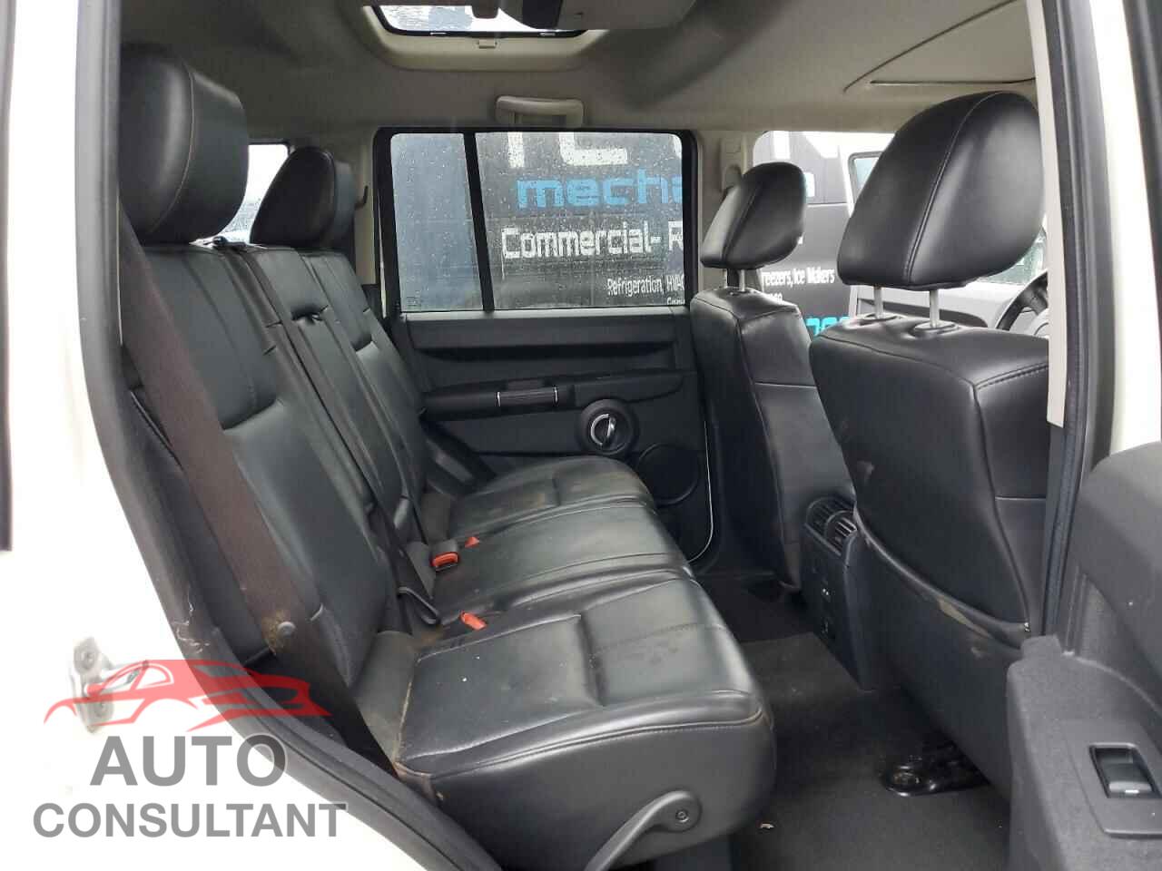 JEEP COMMANDER 2010 - 1J4RG5GT5AC153225
