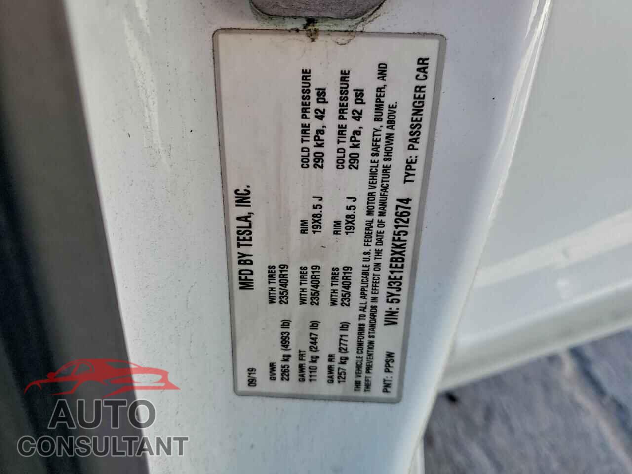 TESLA MODEL 3 2019 - 5YJ3E1EBXKF512674