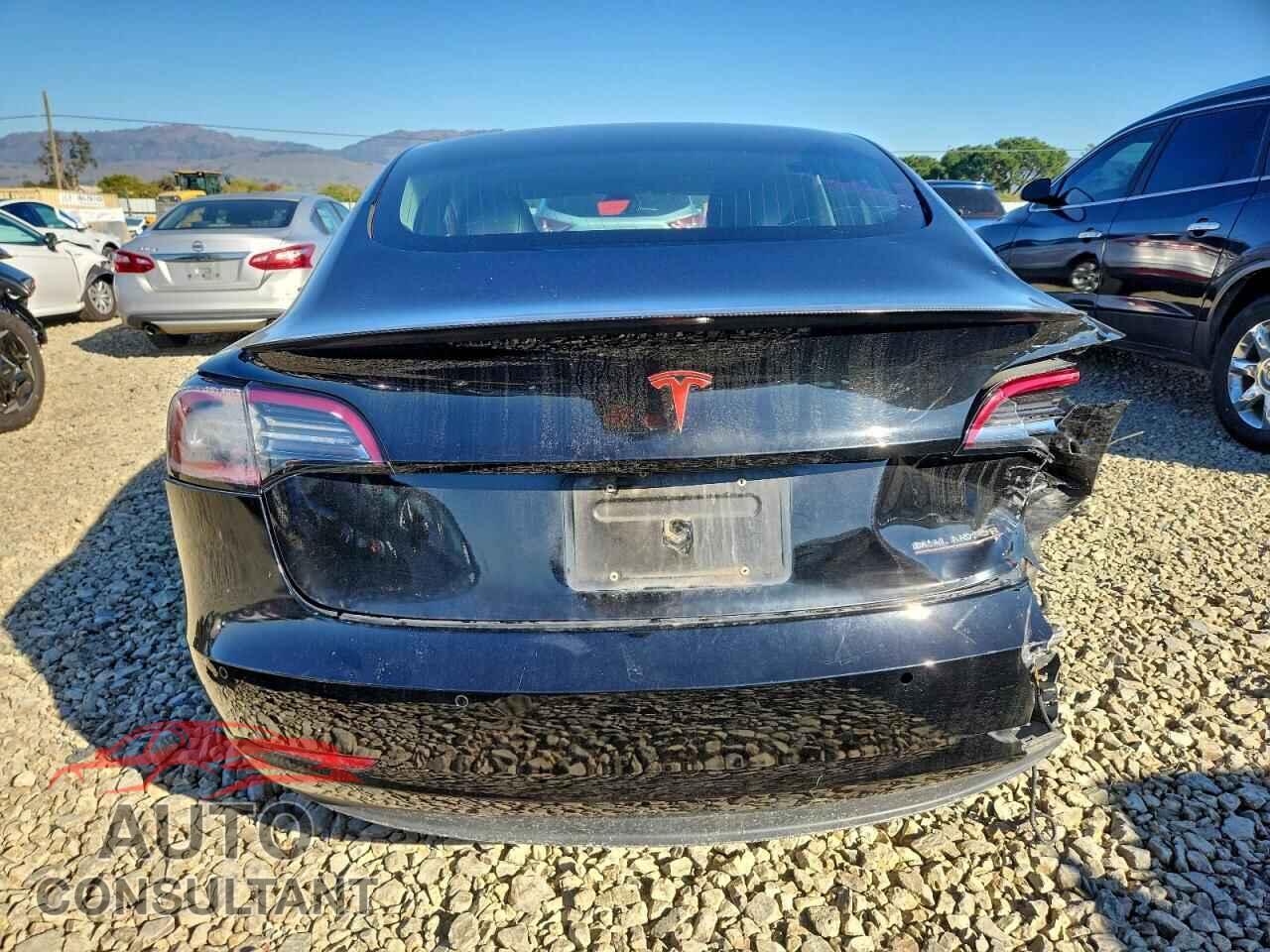 TESLA MODEL 3 2018 - 5YJ3E1EB4JF082350