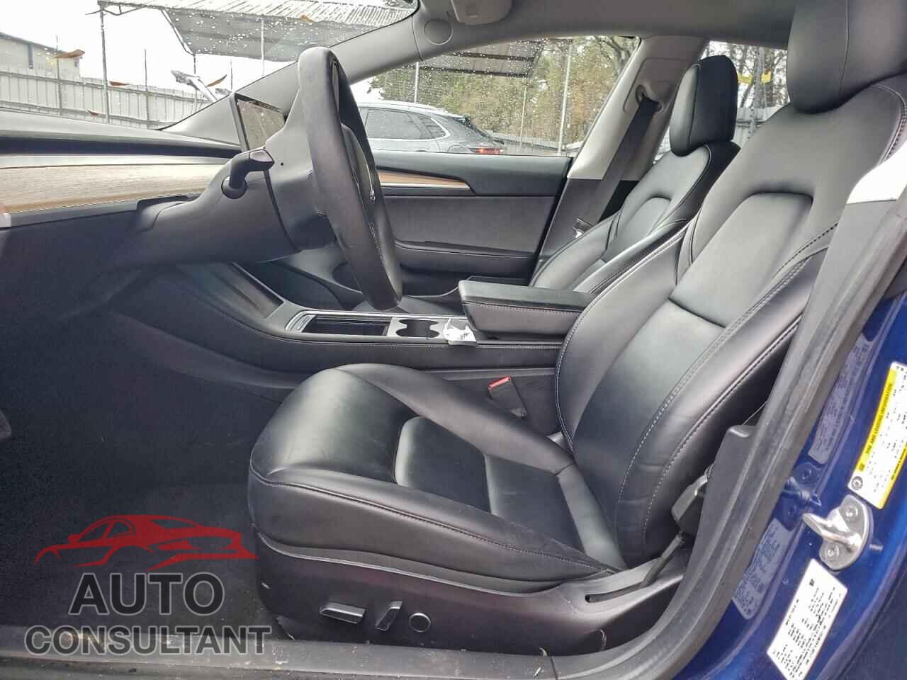 TESLA MODEL 3 2021 - 5YJ3E1EAXMF031186