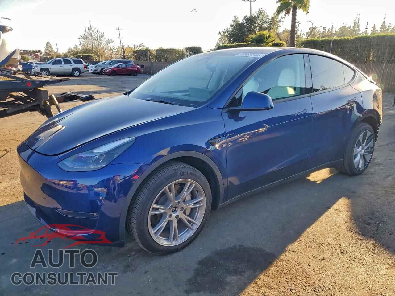 TESLA MODEL Y 2023 - 7SAYGDEE5PF917105