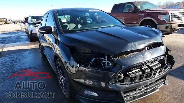 FORD FOCUS 2015 - 1FADP3L91FL362716