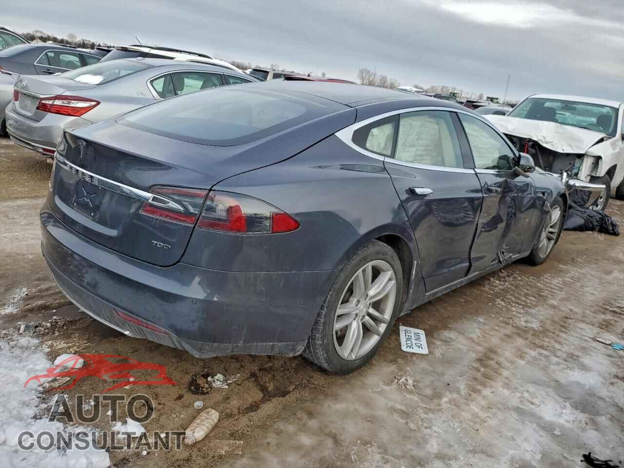 TESLA MODEL S 2016 - 5YJSA1E22GF133103