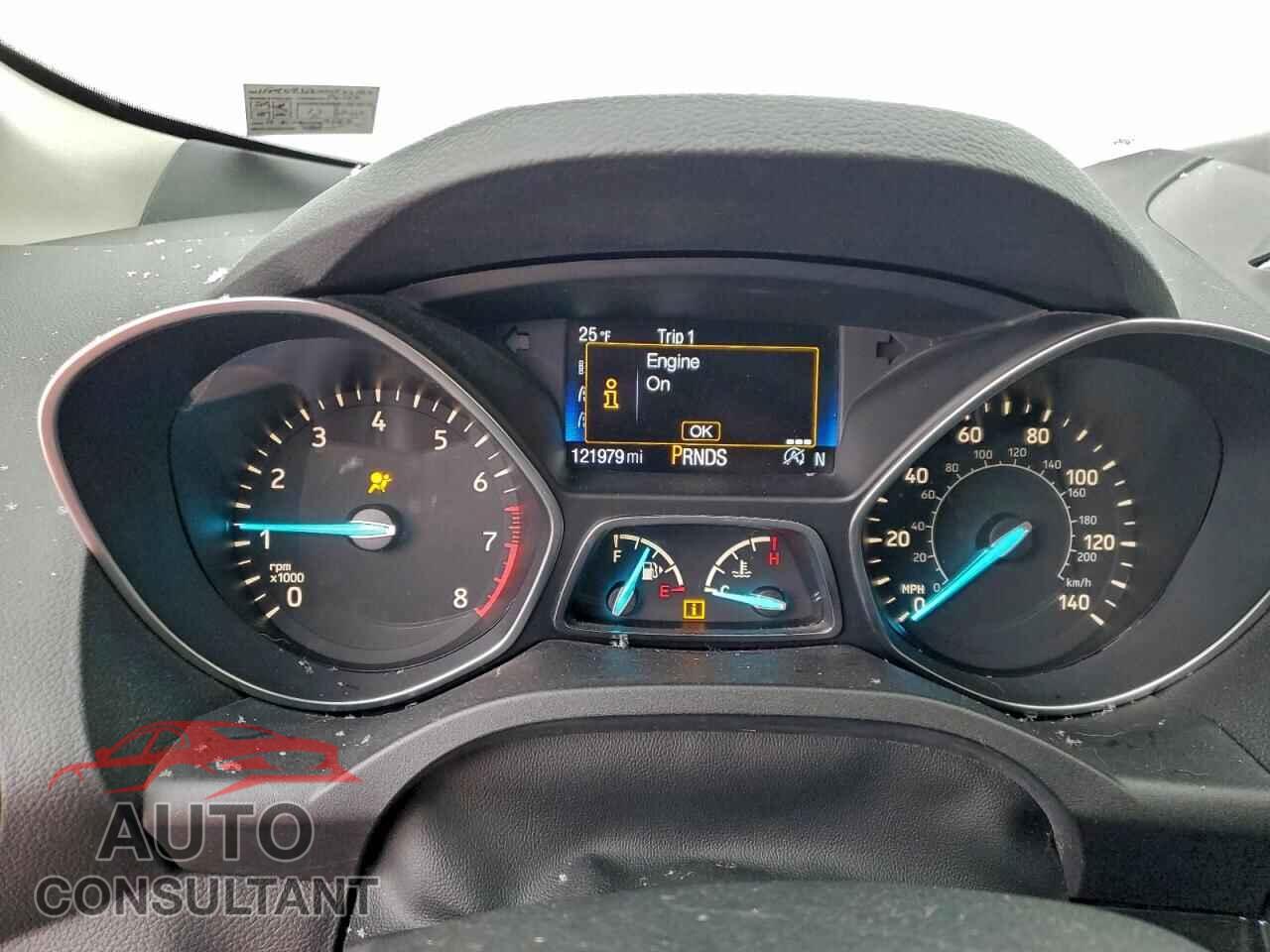 FORD ESCAPE 2017 - 1FMCU9JD0HUC32783