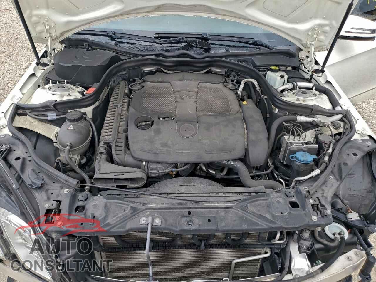 MERCEDES-BENZ E-CLASS 2012 - WDDHF5KB0CA588466