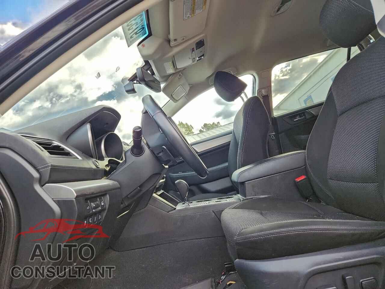 SUBARU OUTBACK 2018 - 4S4BSAFC4J3395449