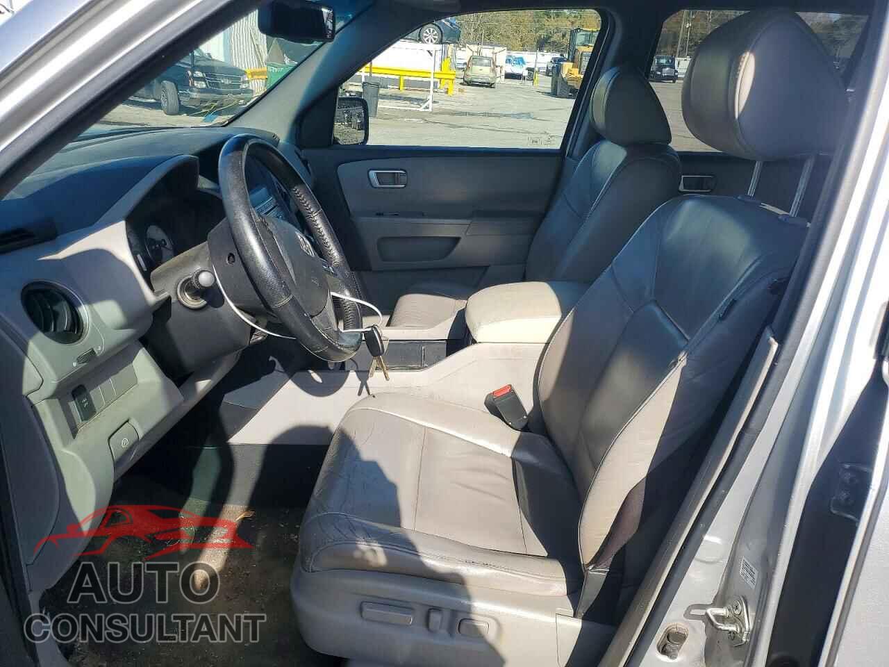 HONDA PILOT 2011 - 5FNYF4H54BB091593