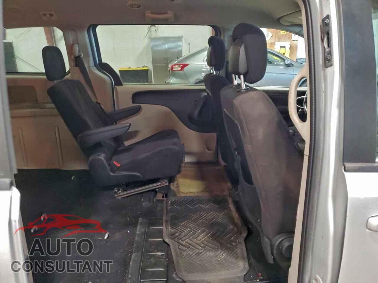 DODGE CARAVAN 2011 - 2D4RN3DG5BR639018