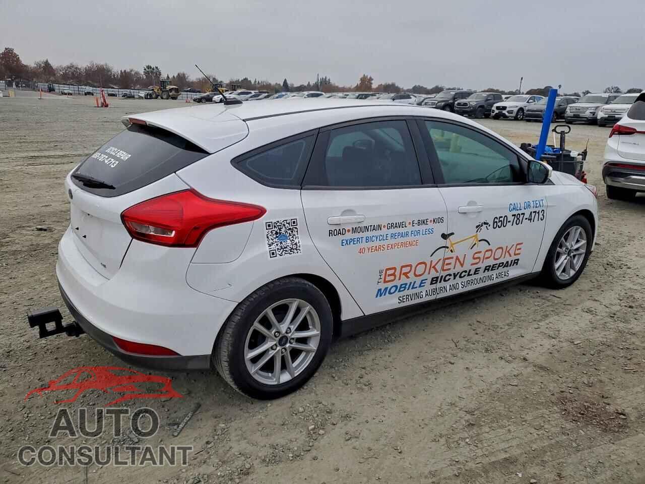 FORD FOCUS 2017 - 1FADP3K28HL296253