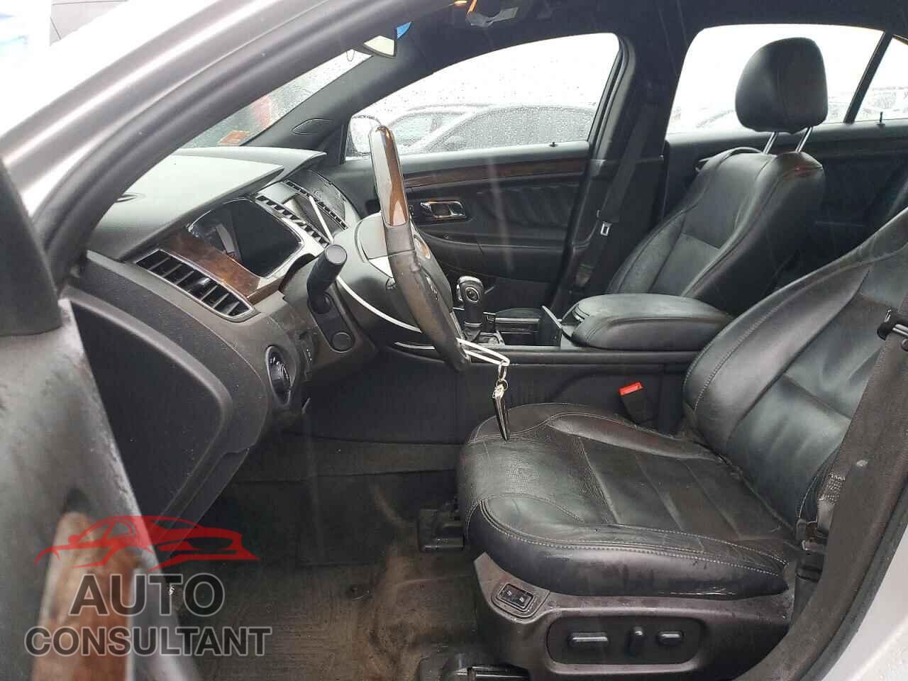 FORD TAURUS 2014 - 1FAHP2F82EG158237