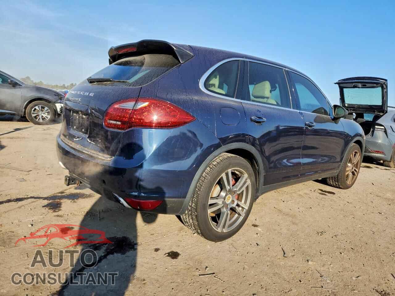 PORSCHE CAYENNE 2012 - WP1AB2A28CLA45344