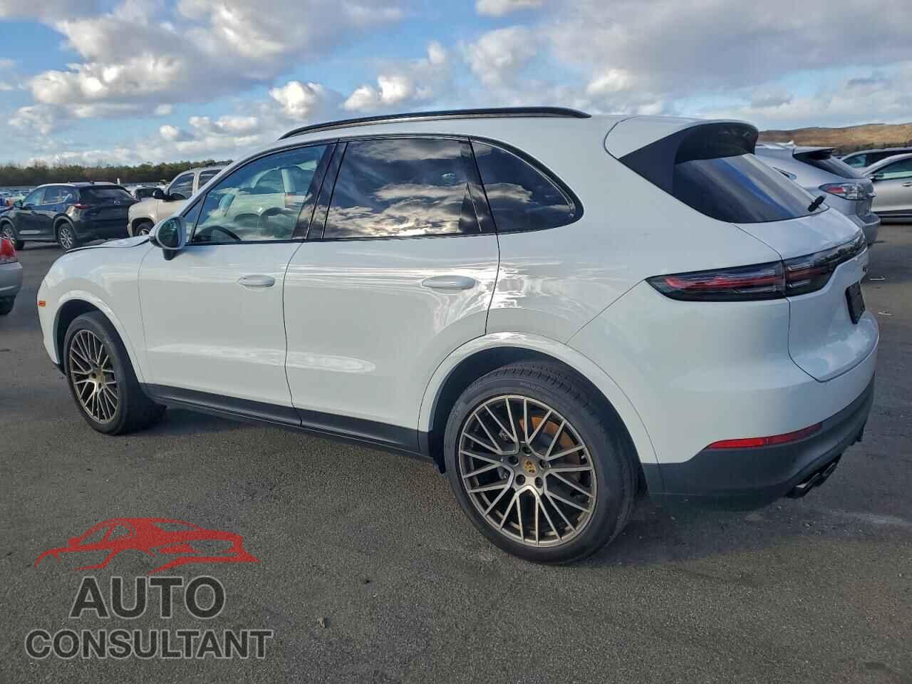 PORSCHE CAYENNE 2022 - WP1AA2AY0NDA07014
