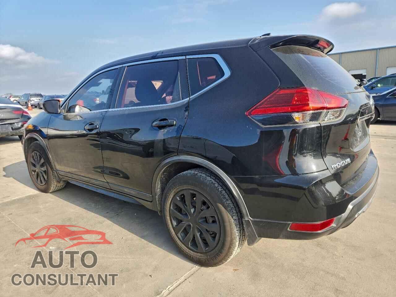 NISSAN ROGUE 2017 - KNMAT2MT5HP606005