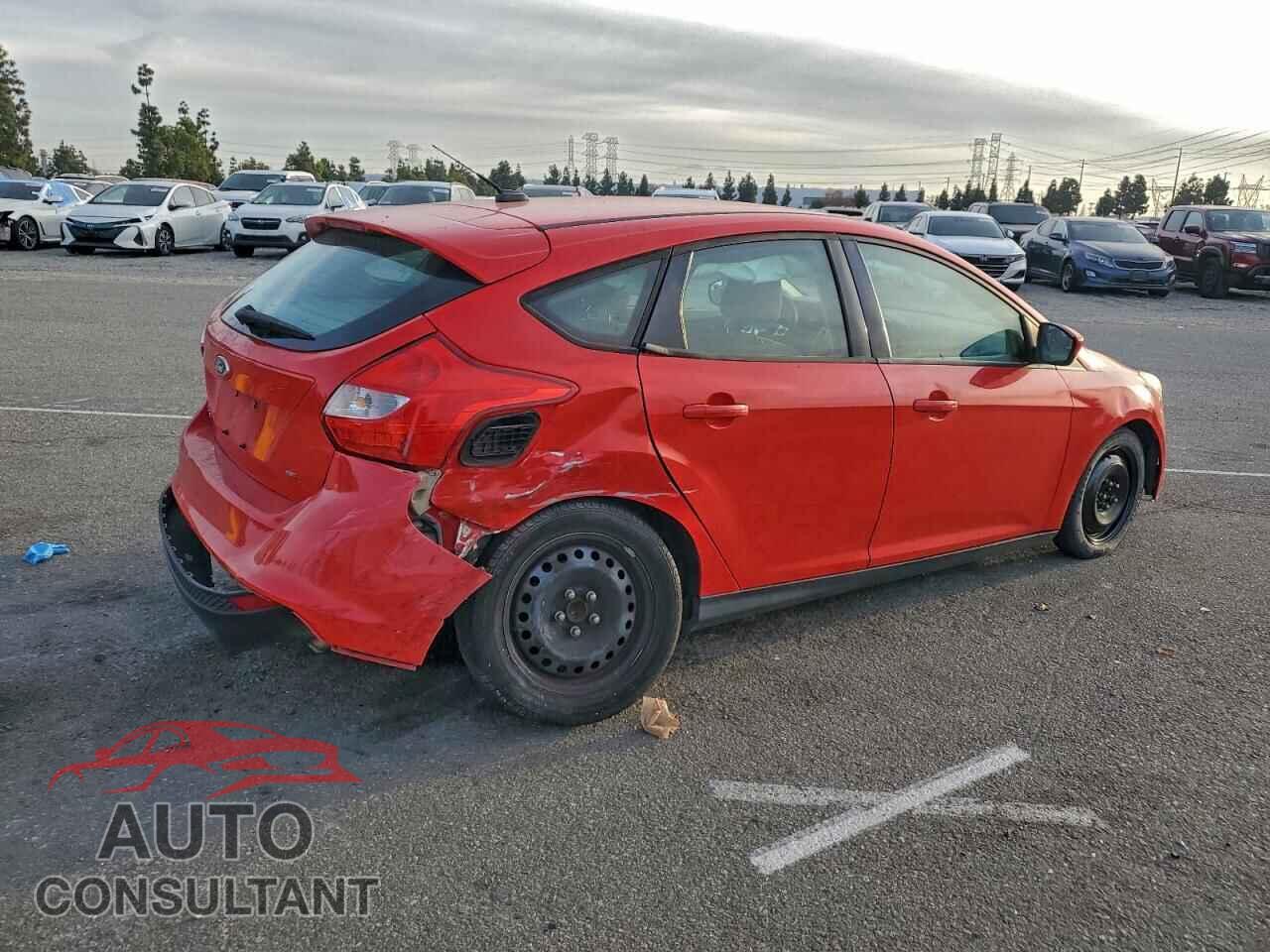 FORD FOCUS 2012 - 1FAHP3K2XCL268013