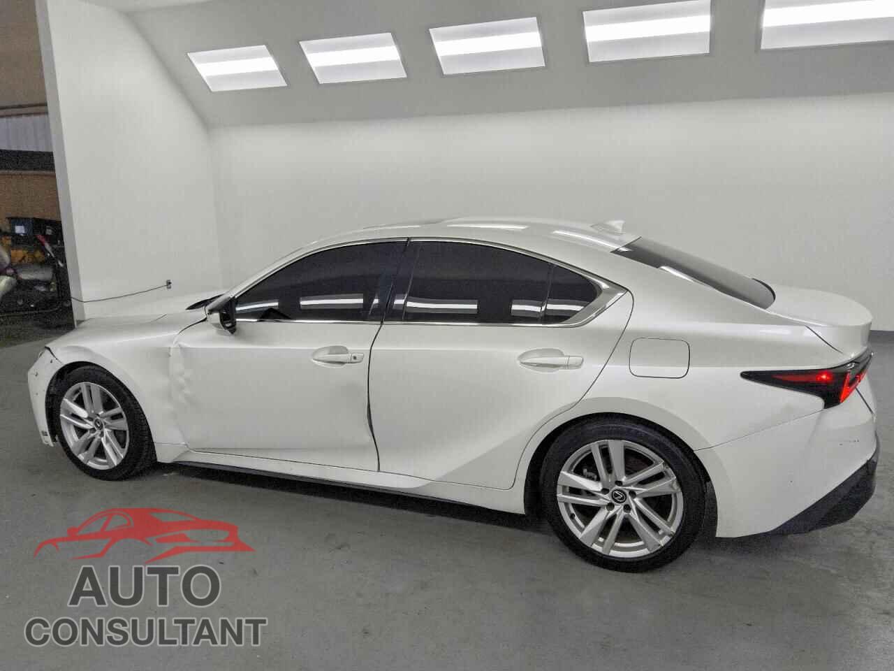 LEXUS IS 2023 - JTHCA1D23P5126232