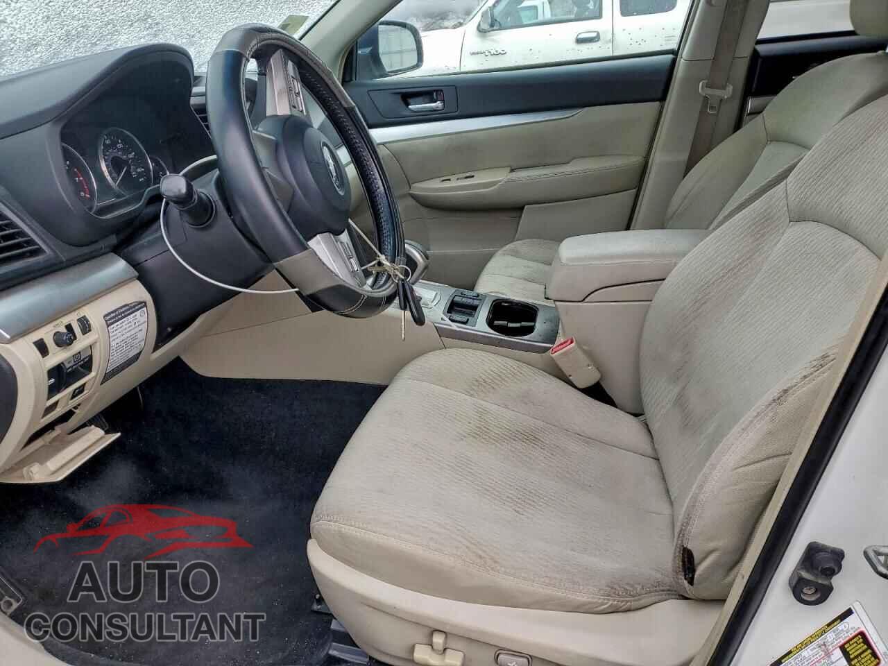 SUBARU OUTBACK 2010 - 4S4BRBGC6A3383996