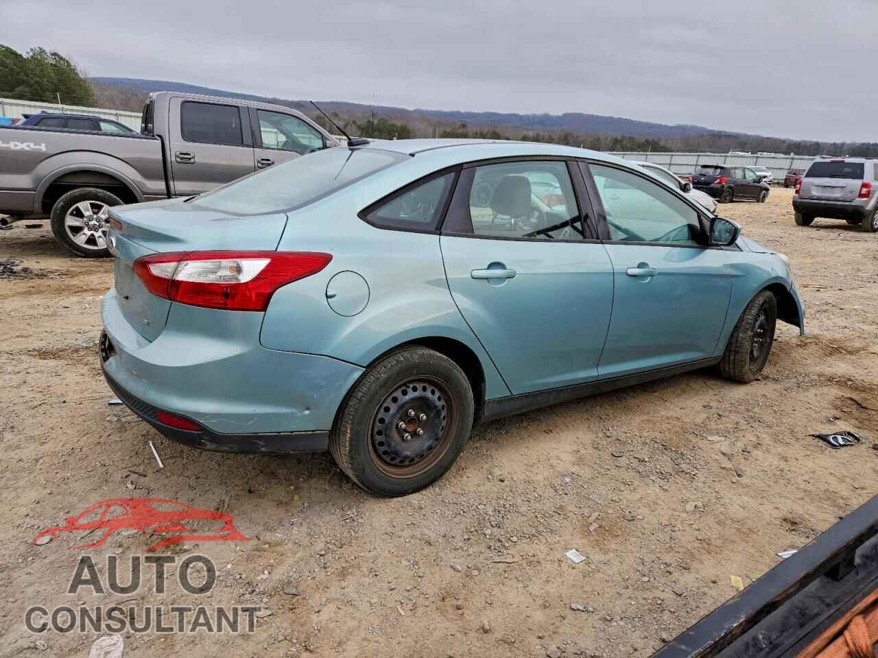 FORD FOCUS 2012 - 1FAHP3F21CL318422