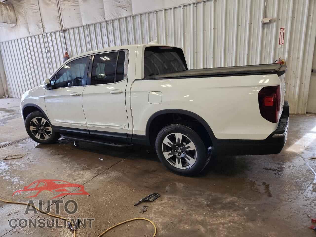 HONDA RIDGELINE 2017 - 5FPYK3F65HB010103