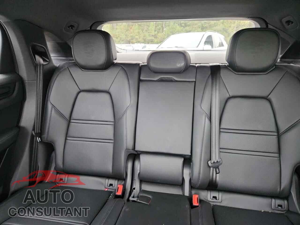 PORSCHE CAYENNE 2023 - WP1BA2AY6PDA24536