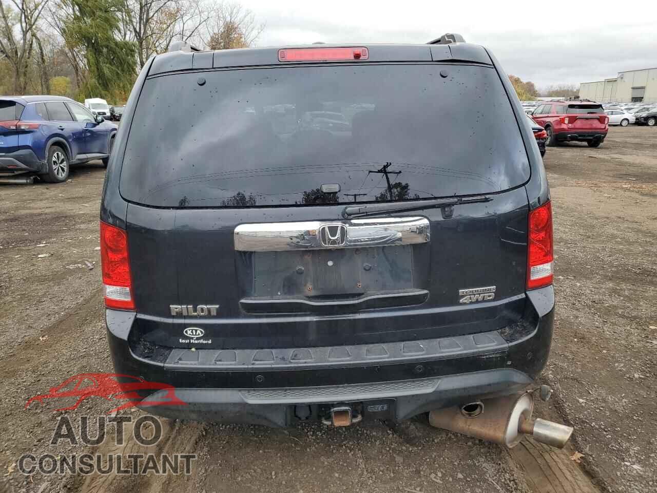 HONDA PILOT 2013 - 5FNYF4H95DB008727