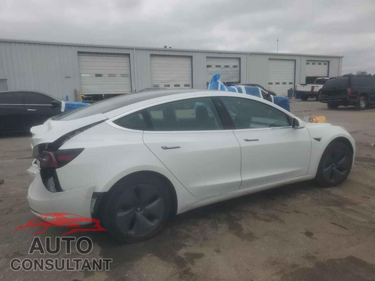 TESLA MODEL 3 2020 - 5YJ3E1EA3LF784329
