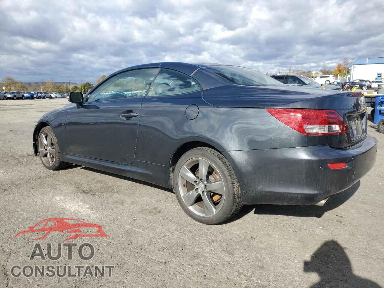 LEXUS IS 2011 - JTHFF2C24B2520189