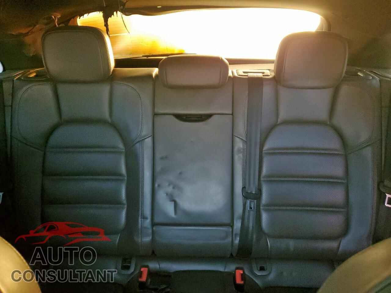 PORSCHE MACAN 2016 - WP1AF2A50GLB91774