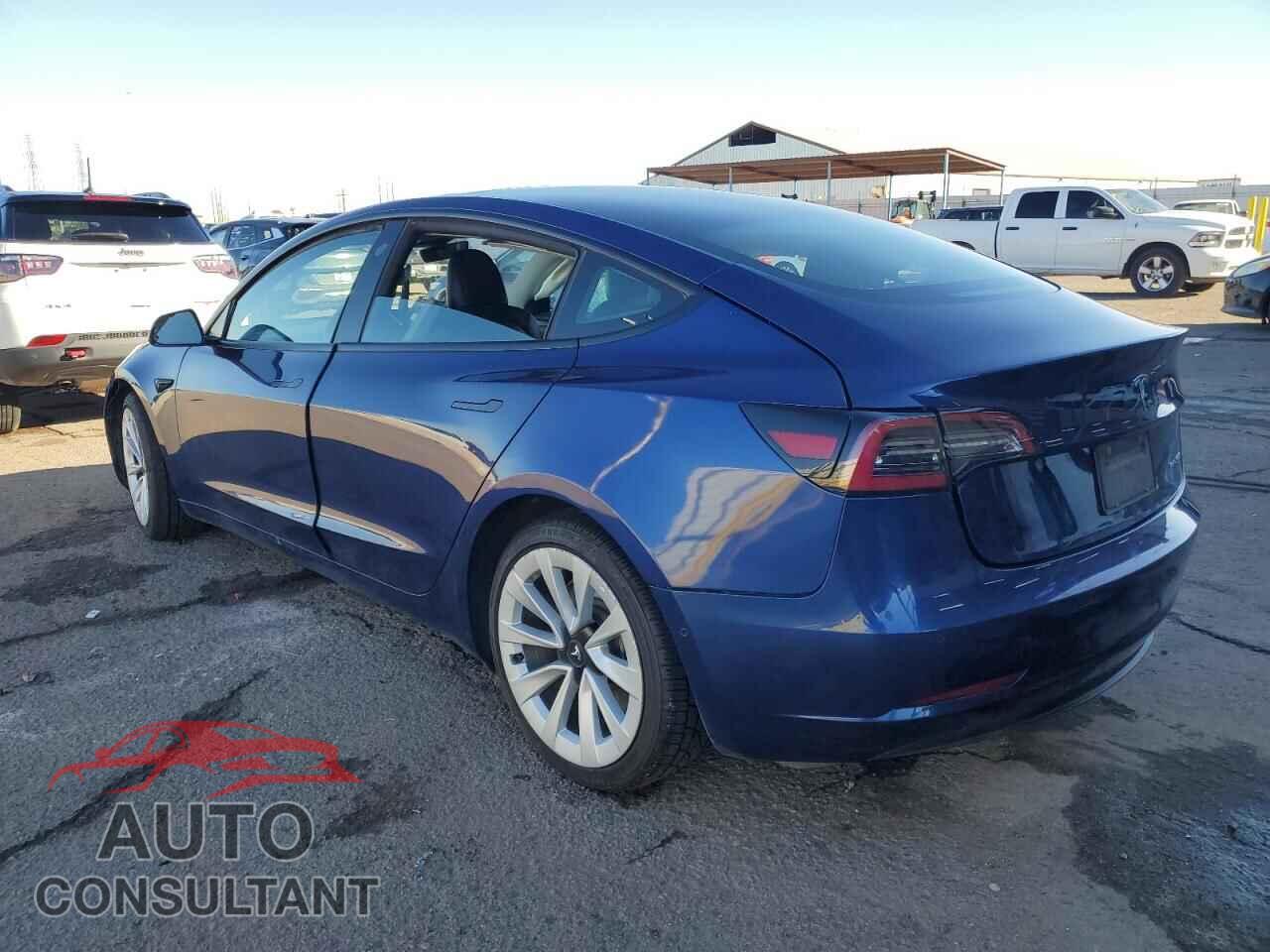 TESLA MODEL 3 2022 - 5YJ3E1EB5NF305212