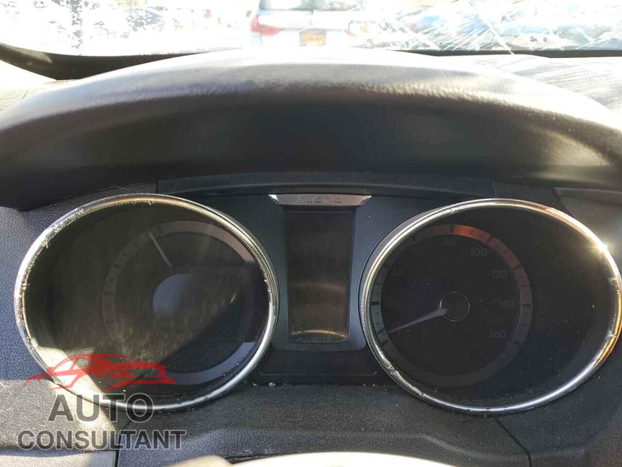 HYUNDAI SONATA 2012 - KMHEC4A49CA029044
