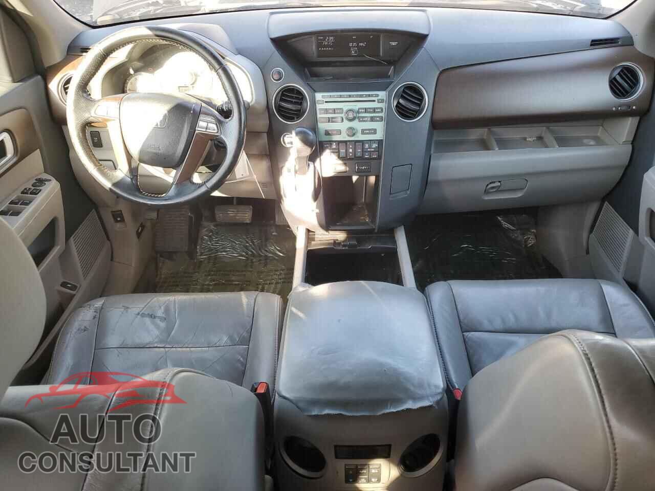 HONDA PILOT 2010 - 5FNYF4H57AB029524