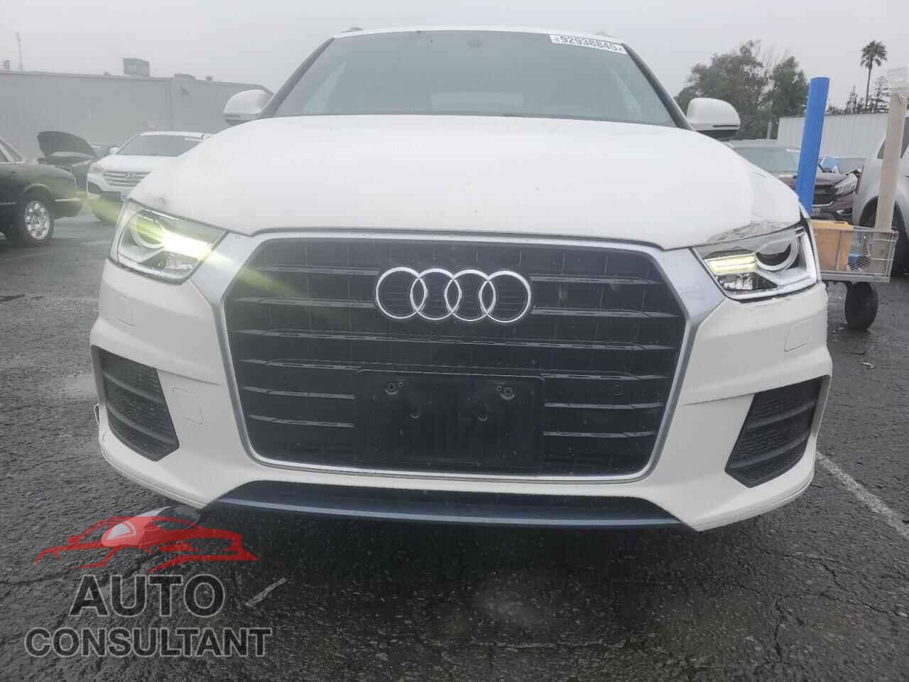 AUDI Q3 2017 - WA1HCCFS0HR005754
