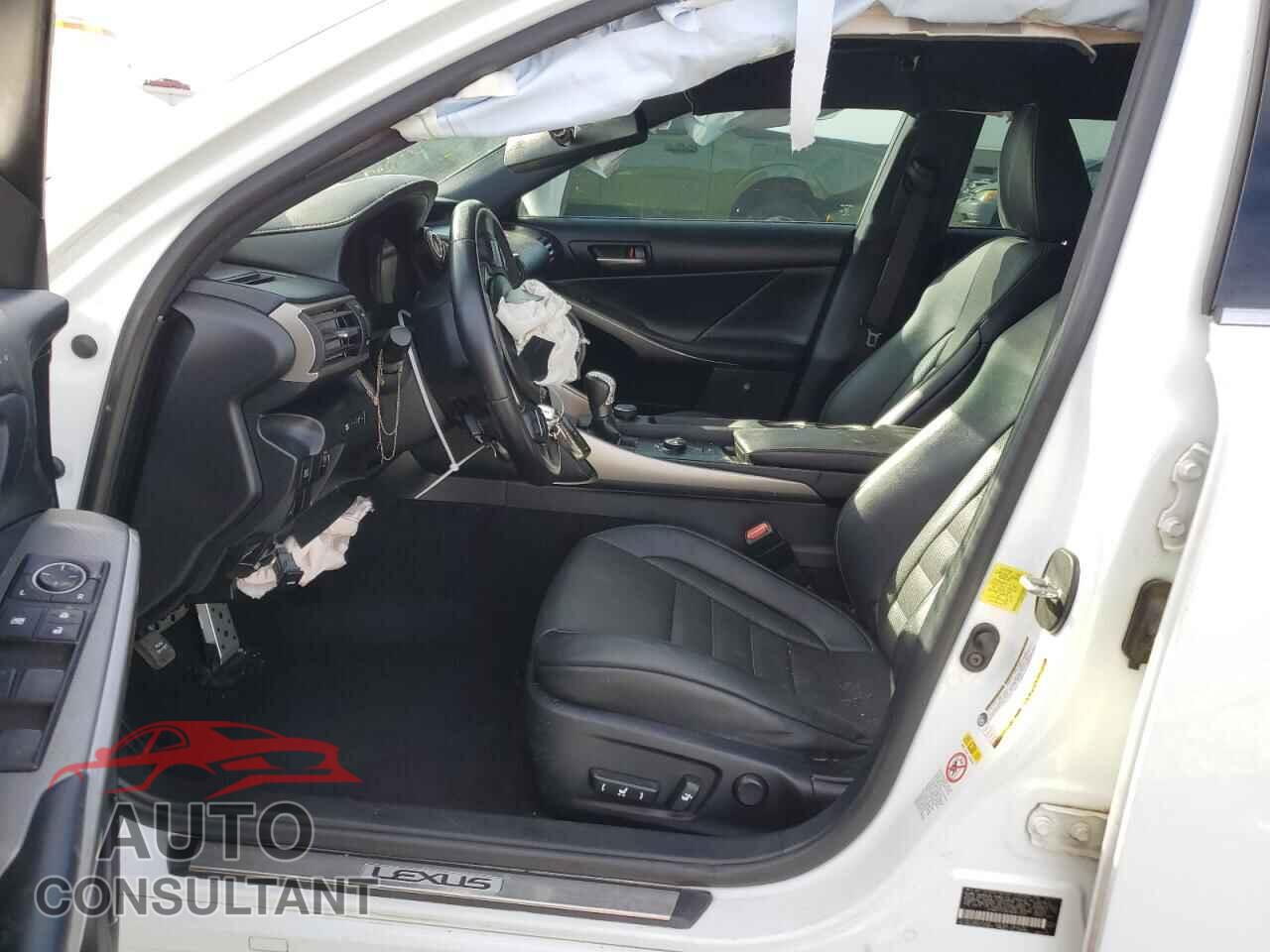 LEXUS IS 2017 - JTHBA1D23H5061024
