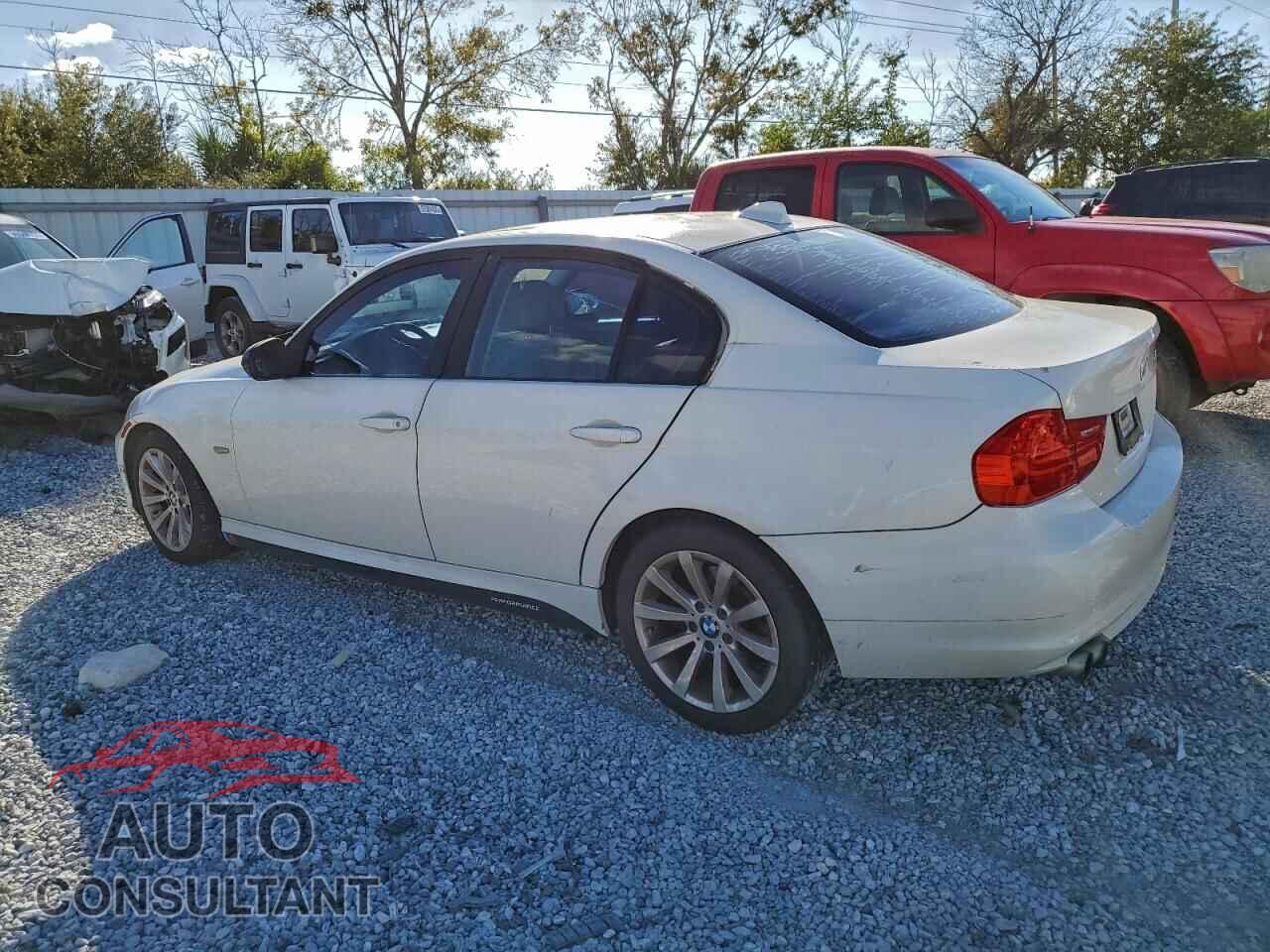 BMW 3 SERIES 2011 - WBAPH7C5XBE130782