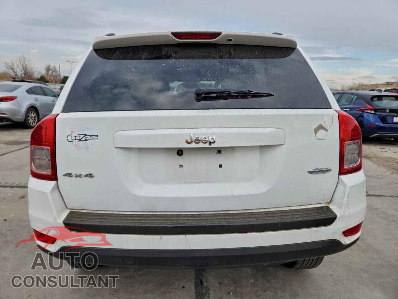 JEEP COMPASS 2011 - 1J4NF1FB4BD197571