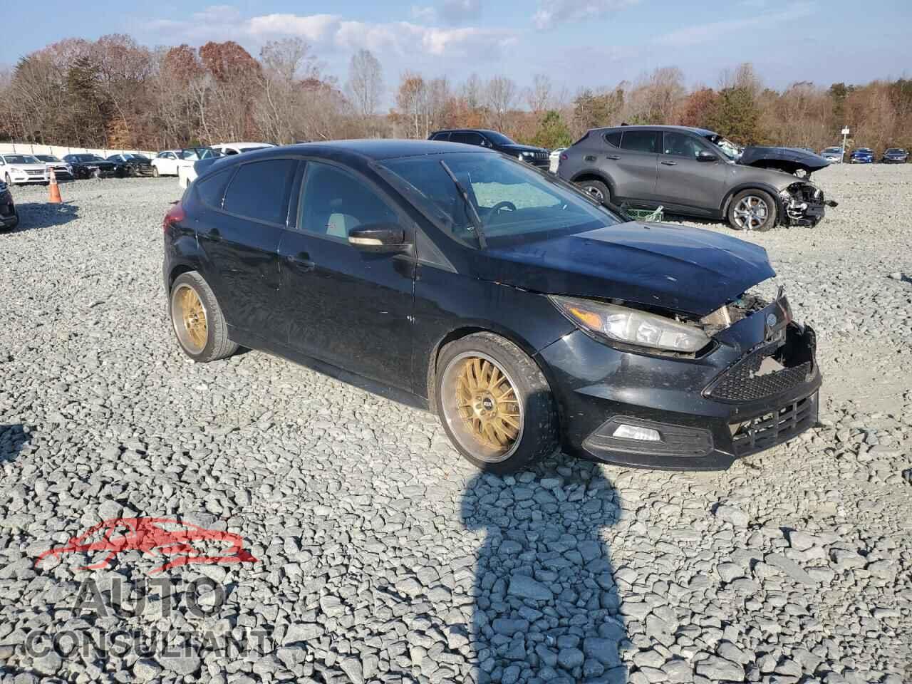 FORD FOCUS 2017 - 1FADP3L91HL348737