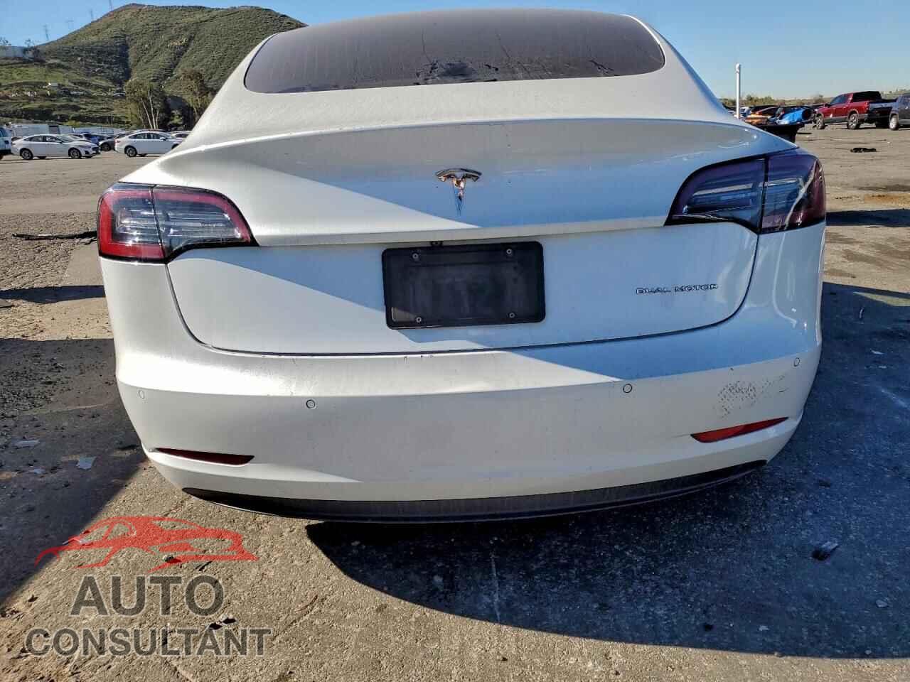 TESLA MODEL 3 2020 - 5YJ3E1EB4LF651863