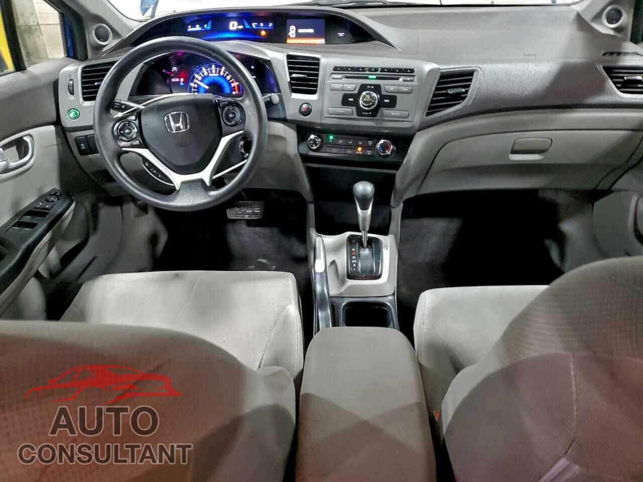 HONDA CIVIC 2012 - 19XFB2F80CE052009
