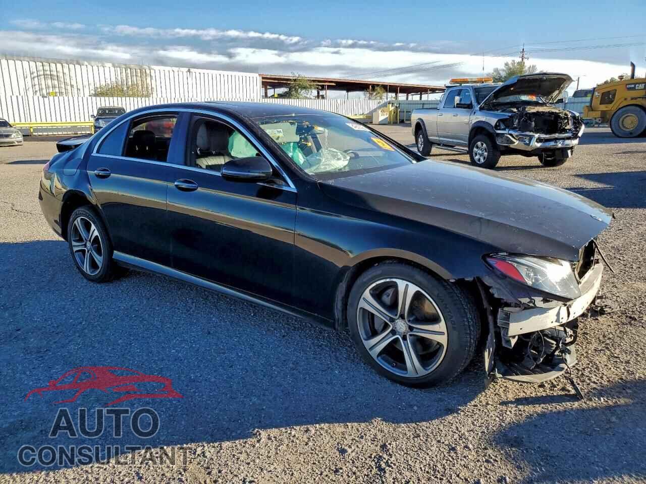 MERCEDES-BENZ E-CLASS 2020 - WDDZF8DB2LA727113