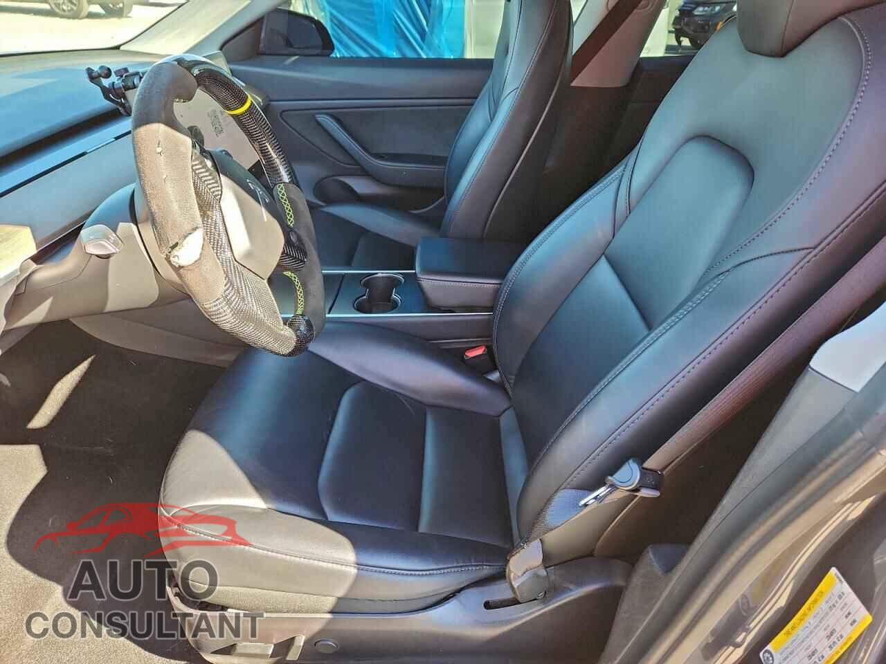 TESLA MODEL 3 2020 - 5YJ3E1EB2LF650985